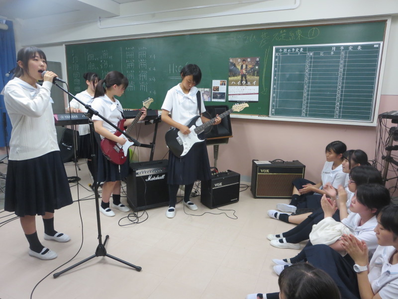 a0204337_04014778.jpg