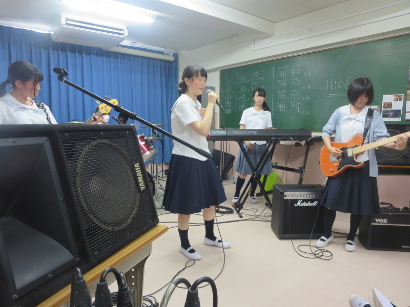 a0204337_04115235.jpg