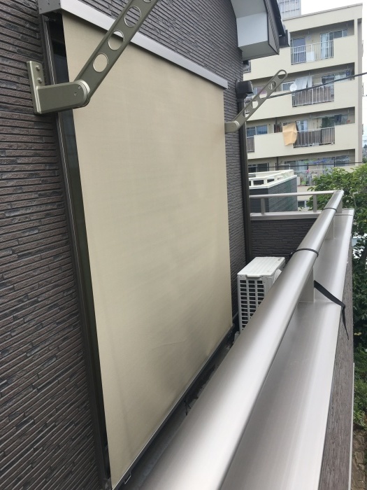 LIXIL スタイルシェード_e0243413_18084658.jpg