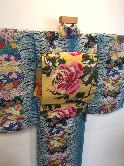 24日より!夏のロマデパ・新宿伊勢丹♪カラフル!水色小花単衣×チェック黄色ピンク薔薇絽帯♪販売商品10_c0321302_09024986.jpg