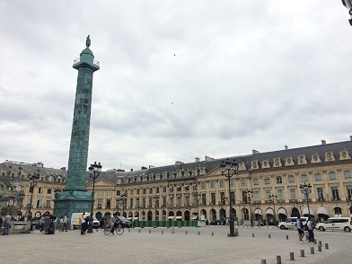 美しい木造の橋に石畳の道！パリにいるなァと実感の景色☆Series of Beautiful Scenery in Paris_f0371533_21274009.jpg