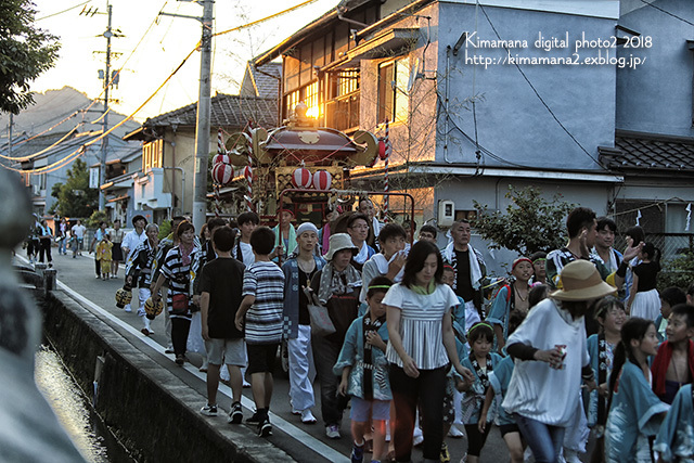 新市 祇園祭 喧嘩神輿し 3 気ままな Digital Photo 新市 祇園祭 喧嘩神輿し 3 気ままな Digital Photo