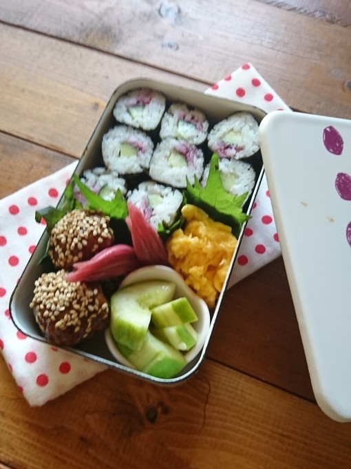 7 21 梅きゅう海苔巻き弁当 夜中に記事を書くと碌なことがないという戯れ言 Yuka Sレシピ 7 21 梅きゅう海苔巻き弁当 夜中に記事を書くと碌なことがないという戯れ言 Yuka Sレシピ