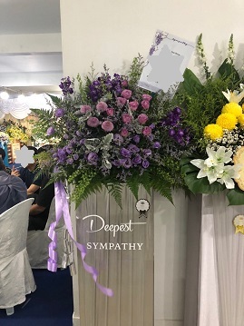 シンガポールで初めて 供花 の手配をしました ぐりんこの感響日記 シンガポールで初めて 供花 の手配をしました ぐりんこの感響日記