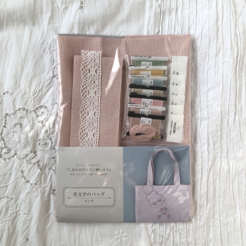 「眩い光を身に纏う真夏のオートクチュール刺繍」でのアトリエクレアオリジナル販売キットやアイテムについて@日本橋三越本店 本館７階 はじまりのカフェ　_a0157409_16552841.jpeg