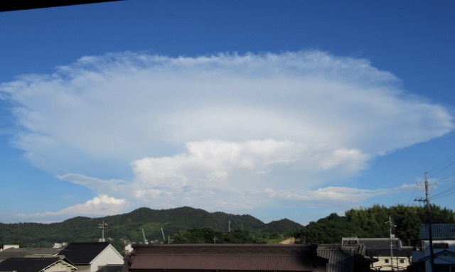 入道雲_d0281040_17532965.jpg