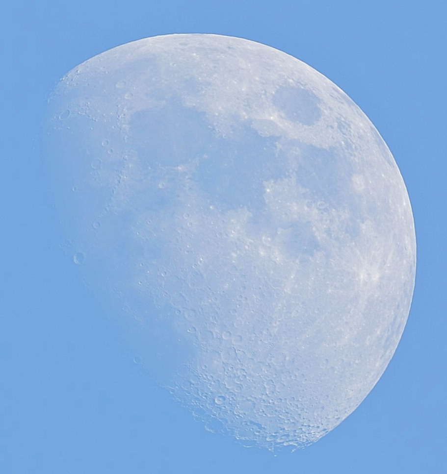 今日もまた朧月 月齢9 3 18年7月22日 Face S Of The Moon Photos Silly Things
