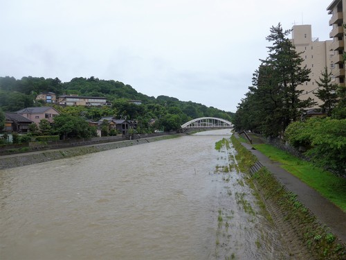 f0232060_12554348.jpg