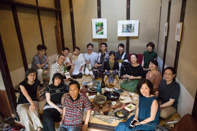 日本酒をたのしむ会 + 野口さとこのチャーリー写真展 @ まつは_e0369736_11484515.jpg
