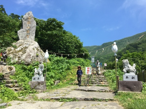 湯殿山に行く_b0330040_15134297.jpeg