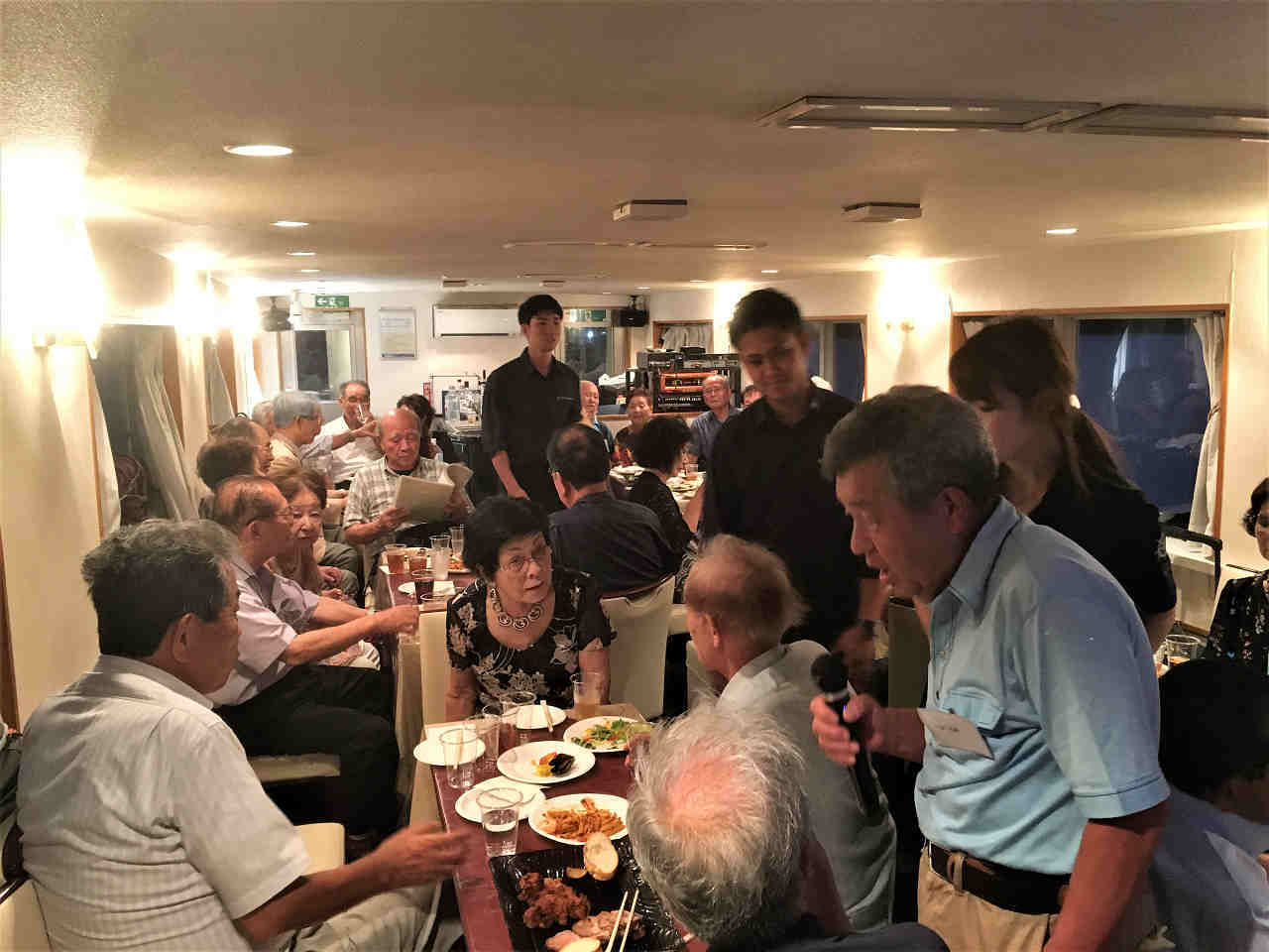 高校同期会は東京湾ナイトクルージング_a0148206_12261496.jpg