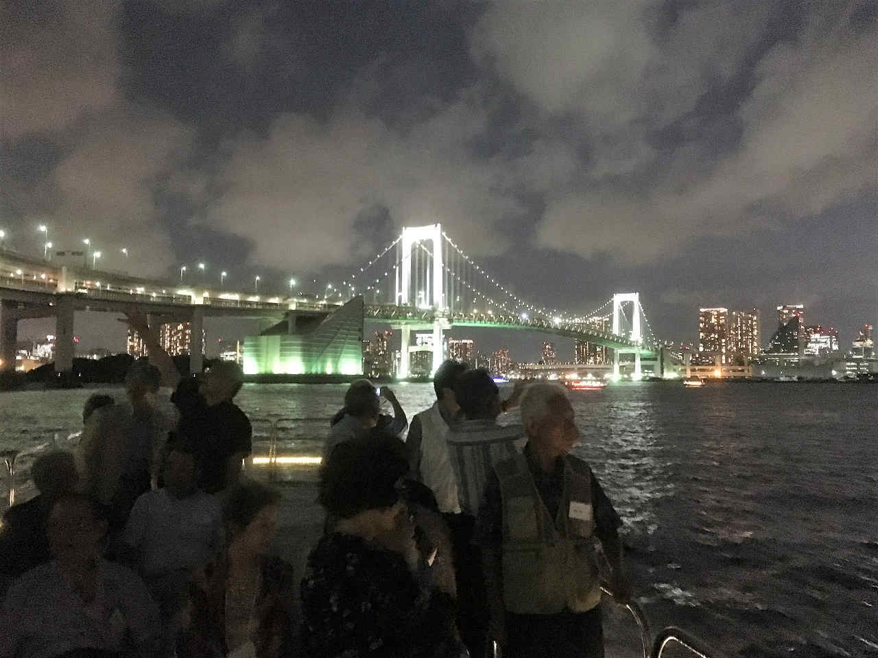 高校同期会は東京湾ナイトクルージング_a0148206_12324062.jpg