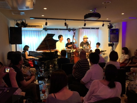 Jazzlive comin 本日24日は おやすみ です。_b0115606_02423647.jpeg