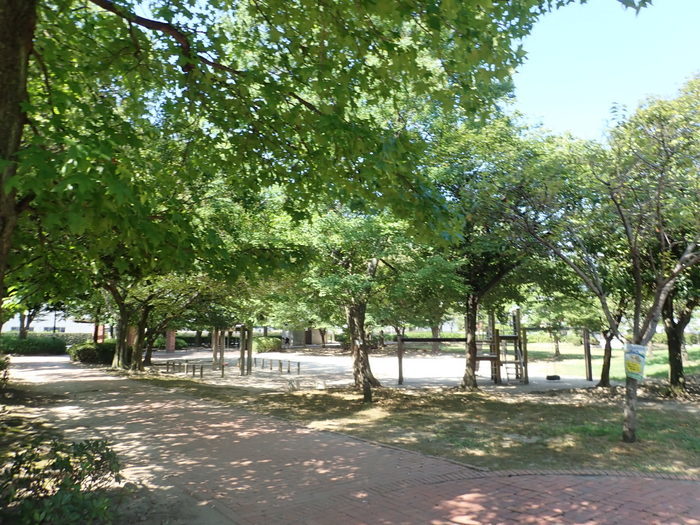 佐伯区民文化センター&五日市中央公園_c0116915_22151022.jpg