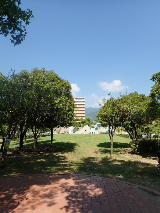 佐伯区民文化センター&五日市中央公園_c0116915_22154350.jpg