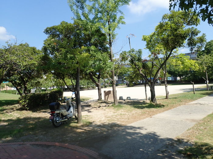佐伯区民文化センター&五日市中央公園_c0116915_22155230.jpg