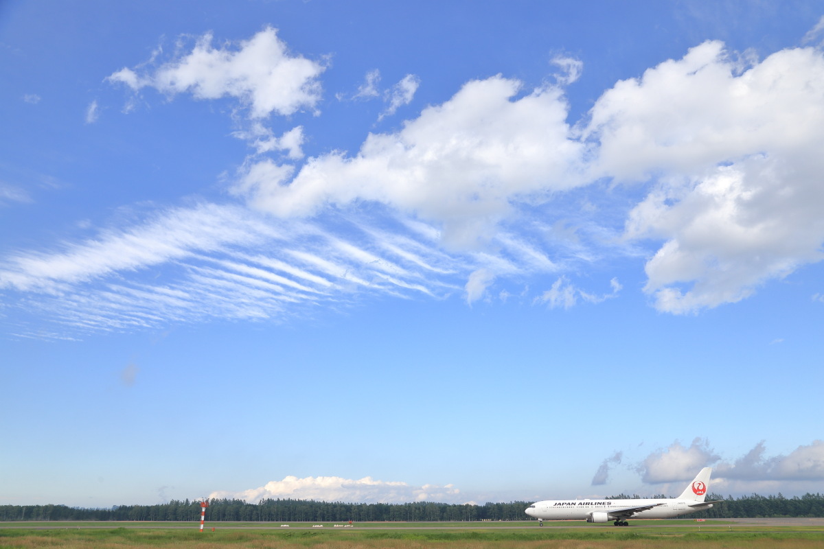 東の空と南の空　　～帯広空港～_a0263128_08164682.jpg