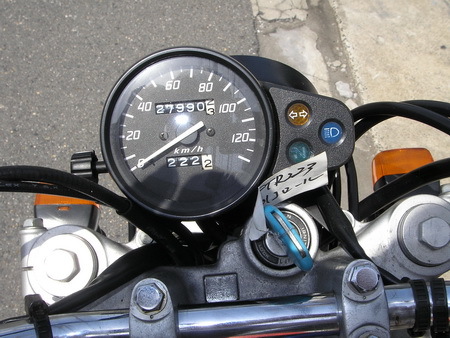 お勧めの中古車/FTR225 他_e0218639_10063969.jpg