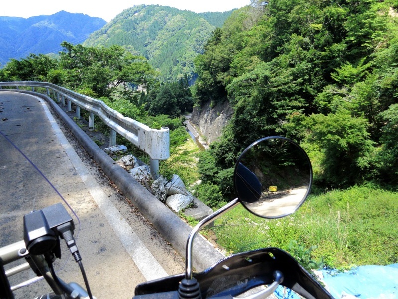通行止めと分かっていても_c0294553_04302000.jpg