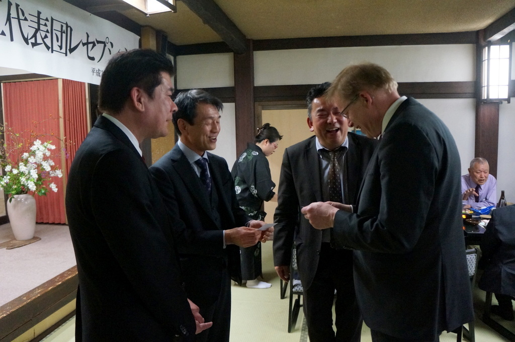 津和野下森町長主催、ミッテ区代表団レセプション_c0180686_21373611.jpg