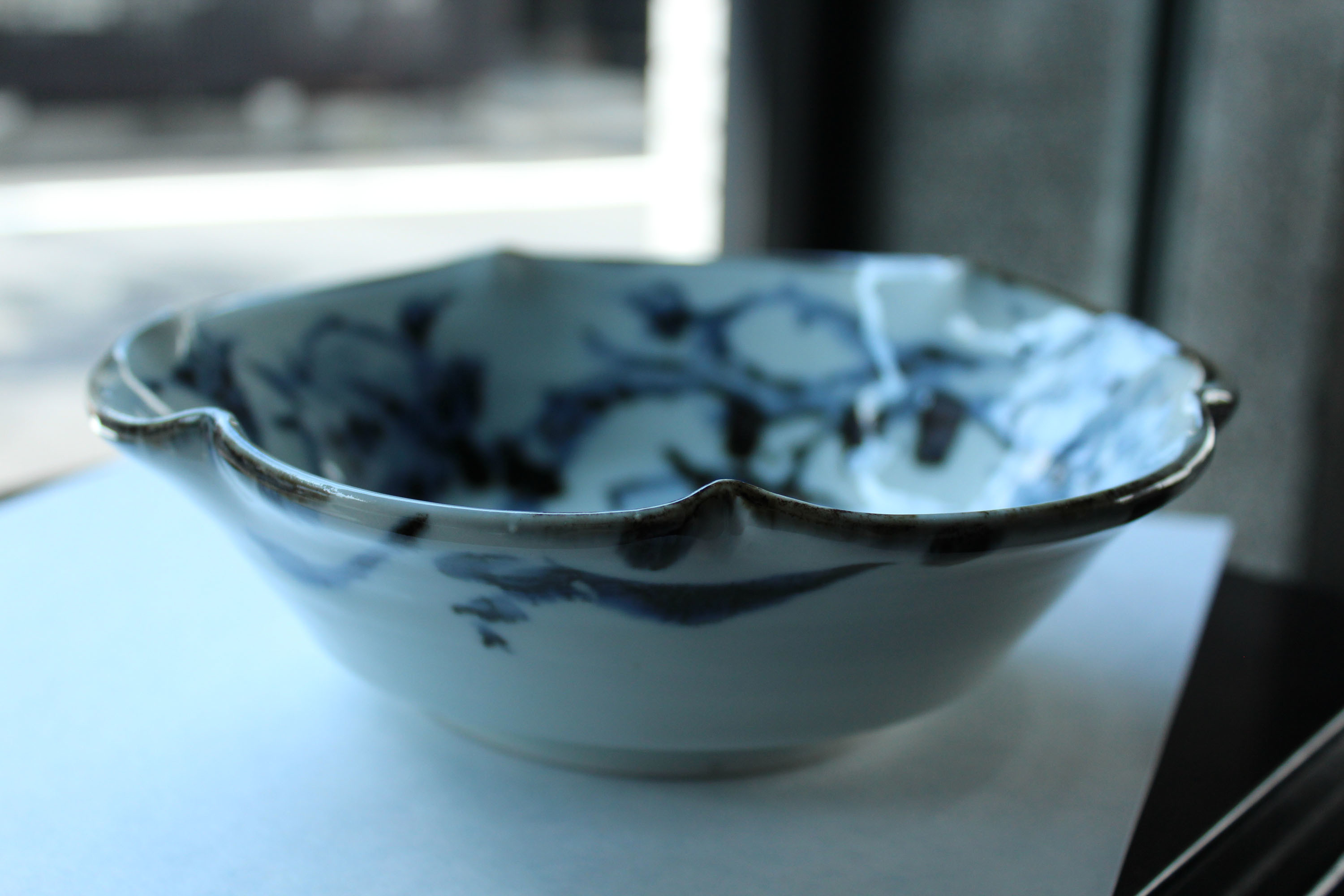 真】廣永窯 坪島土平 染付花文つるくび花入 共箱 8831