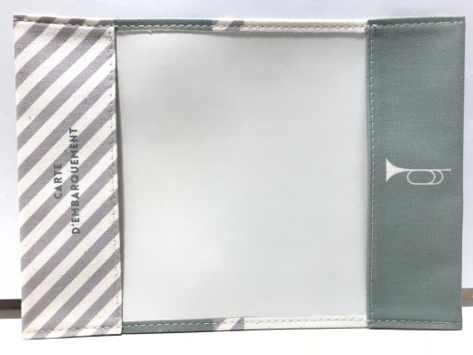 【杏チアキさん mini exhibition 『CARTE D\'EMBARQUEMENT.』商品 通信販売のお知らせ 】_f0010033_19402290.jpg