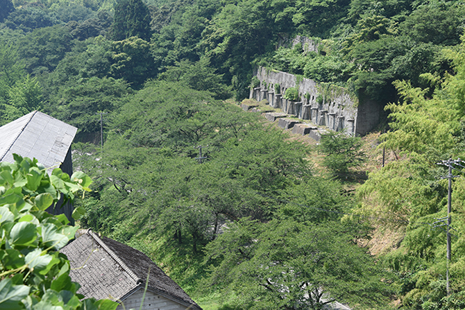 佐渡金山そばにある廃墟!搗鉱場跡写真_e0171573_178253.jpg