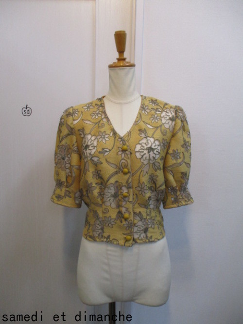 某メーカー Lily リリーブラウン Brown NO アイビー刺繍チュールトップス シャツ/ブラウス(半袖/袖なし)