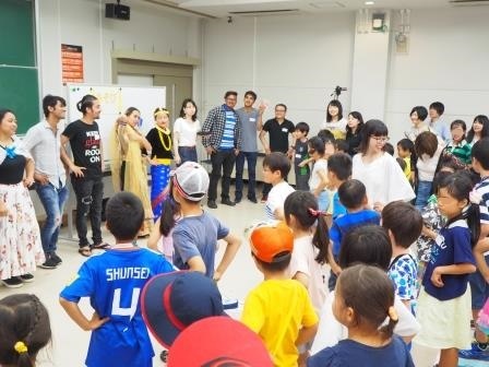 HICプロジェクト2018『アジアの国々の暮らしを知ろう!!』で小学生・千葉大生・留学生が大集合。その１_a0029225_09520586.jpg