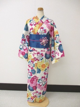 今日のおススメ浴衣_b0159571_12510035.jpg