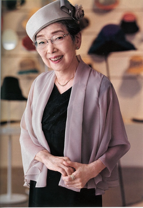雑誌掲載のお知らせ【家庭画報】9月号_a0138976_14341083.jpg
