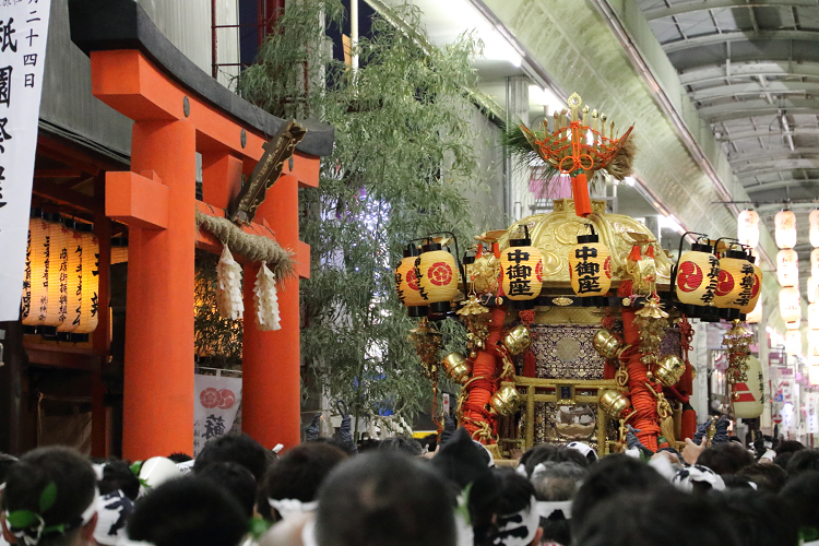 京都三条会商店街 －祇園祭・還幸祭（その4）－ _b0169330_2341275.jpg