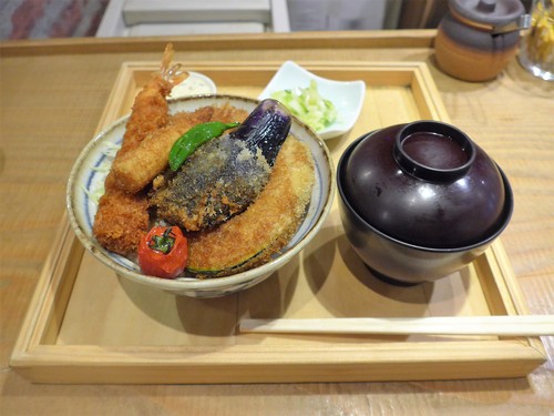吉祥寺「新潟カツ丼 タレカツ」へ行く。_f0232060_22564967.jpg