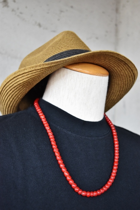 人気のAntique BEADS NECKLESS (赤玉・編)★★★_d0152280_03572846.jpg