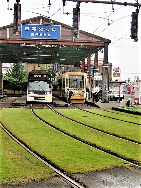 藤田八束の鉄道写真＠鹿児島市内を走る路面電車、観光地を盛り上げる路面電車の楽しみ方・・・観光に路面電車が大活躍_d0181492_22400942.jpg