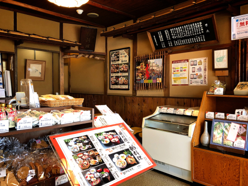 歌行燈 本店_e0292546_19535949.jpg