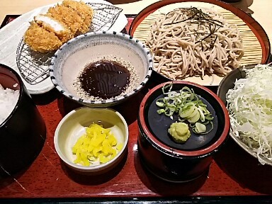 f0303594_22254105.jpg