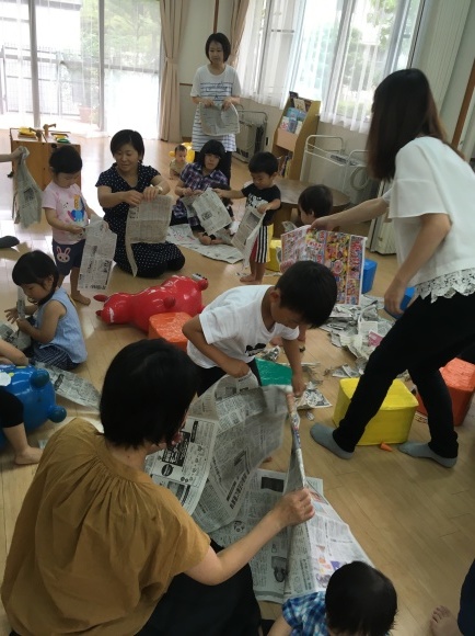 7月30日(月)10:30〜11:30「親子ふれあい絵本♪うた♪あそび♪」_f0223705_14294772.jpeg