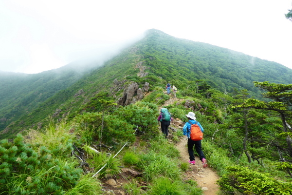 ＊＊＊＊＊ 北海道登山旅行　日本百名山 旭岳他　ピックアップ編 ＊＊＊＊＊_d0170615_09491895.jpg