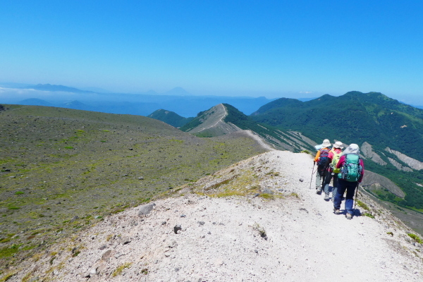 ＊＊＊＊＊ 北海道登山旅行　日本百名山 旭岳他　ピックアップ編 ＊＊＊＊＊_d0170615_09495797.jpg