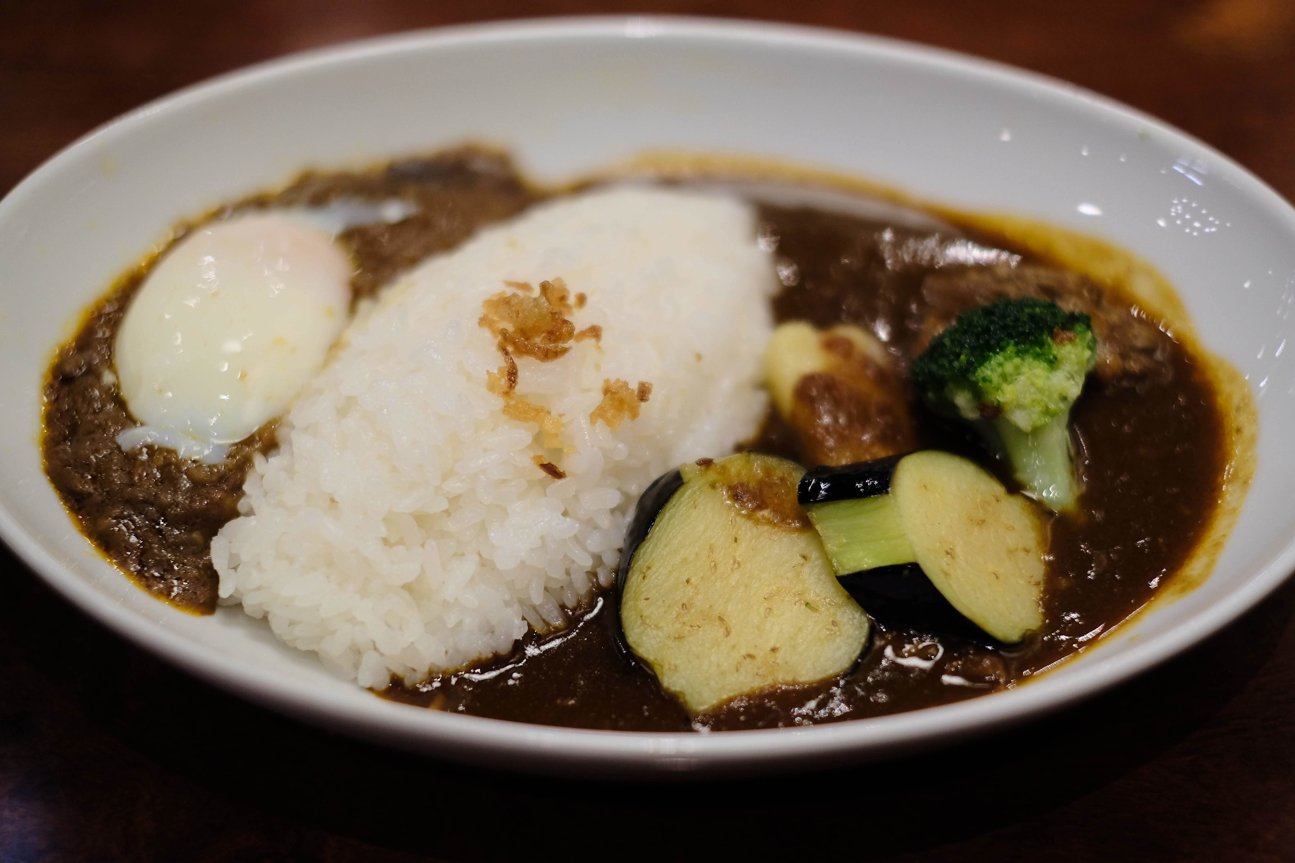 天馬 自由が丘店 カレーパンは人気あるのに空いている店内のカレーライス Utamaru S Blog