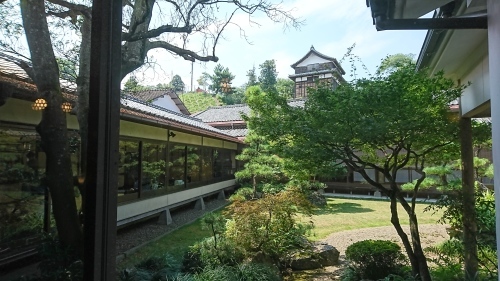 臼杵市の「喜楽庵」にて_e0249060_09125568.jpg