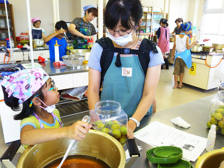 梅ジュース2018(小学生向け）の様子_e0087369_11025390.jpg