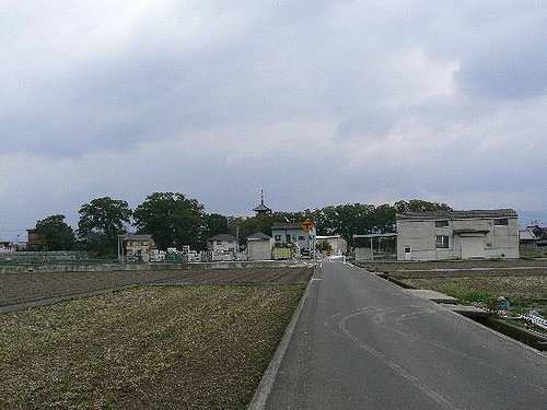 2008/5GW【岡山香川】吉備イワクラだらけで桃太郎の謎ツアー【吉備津神社、吉備中山磐座群、夜泣石、楯築遺跡、備中国分寺、田倉牛神、閑谷学校、熊山、牛窓、鬼ノ城、倉敷、鬼無、女木島、銭形】_b0116271_17281025.jpg