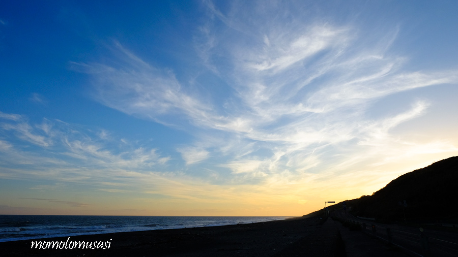 夏の海　　夕暮れ時_e0243382_06275570.jpg