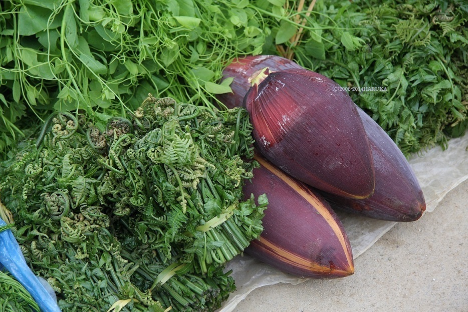 バナナの花を食べる 治華な那覇暮らし