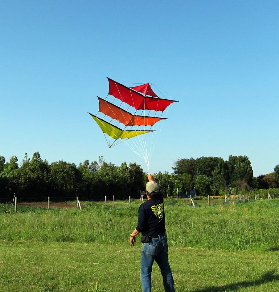 Kite Making Flying ミシンで楽しい凧作り カイトフォト Kite Making Flying ミシンで楽しい凧作り カイトフォト