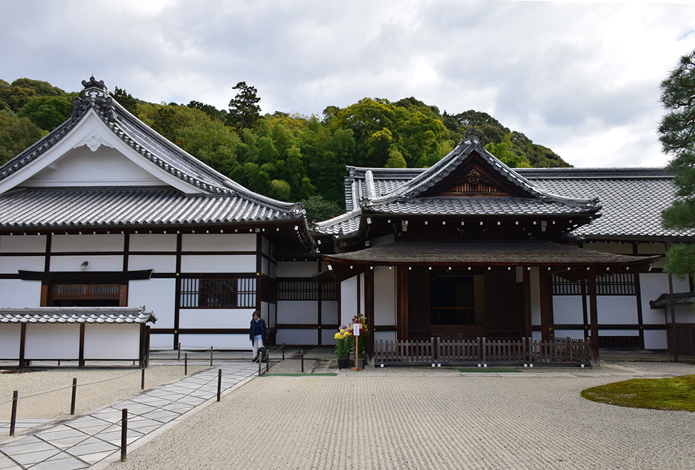 幕末京都逍遥 その114 「泉涌寺・孝明天皇陵(後月輪東山陵)」_e0158128_10501521.jpg