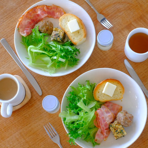 「2018佐渡の旅　ゲストヴィラ on the 美一のお部屋、夕食フレンチコース、朝ごはん」_a0000029_13303438.jpg