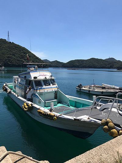 長崎＆五島列島2017／上五島1 キリシタン洞窟クルーズ_b0035734_17060116.jpg